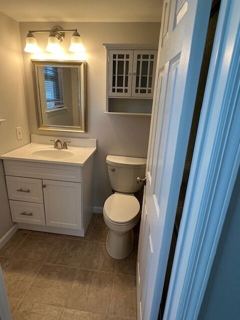 MBR Bath - 1781 Quail Ct