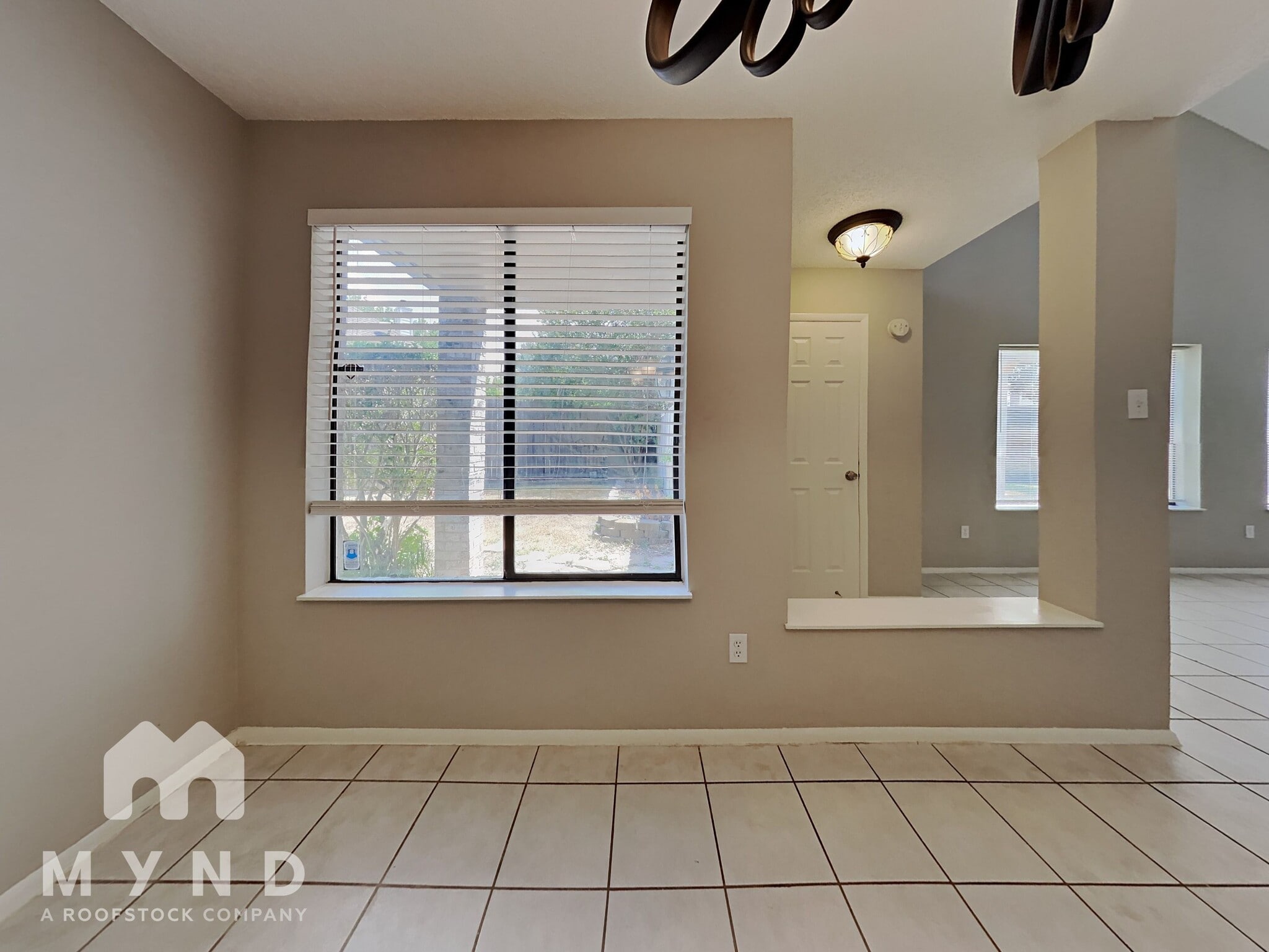 Building Photo - 10826 Riana Dr