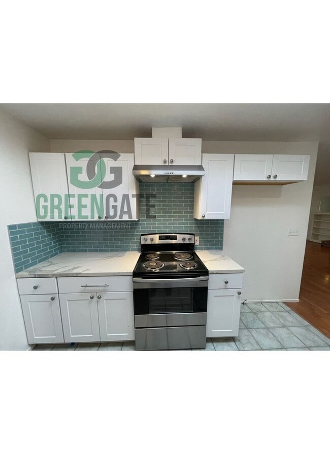 Building Photo - Spacious 4Bedroom 2Bath AVAILABLE NOW in Modesto!!