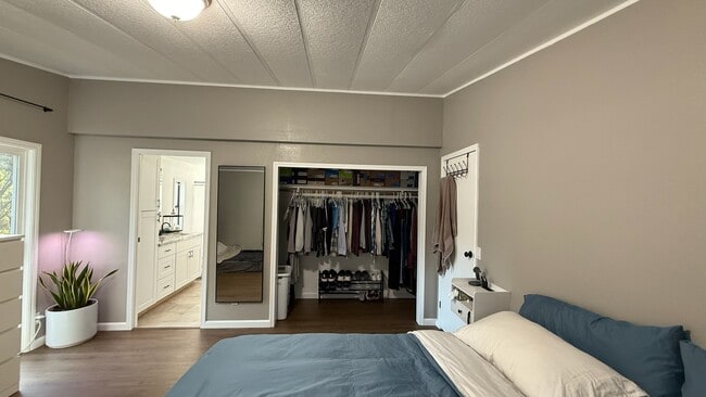 Building Photo - 5280 Old French Town Rd