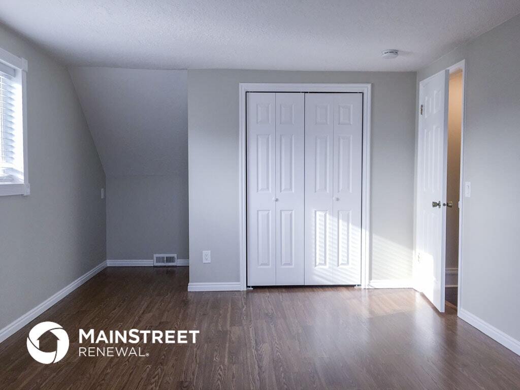 Building Photo - 938 S 200 E