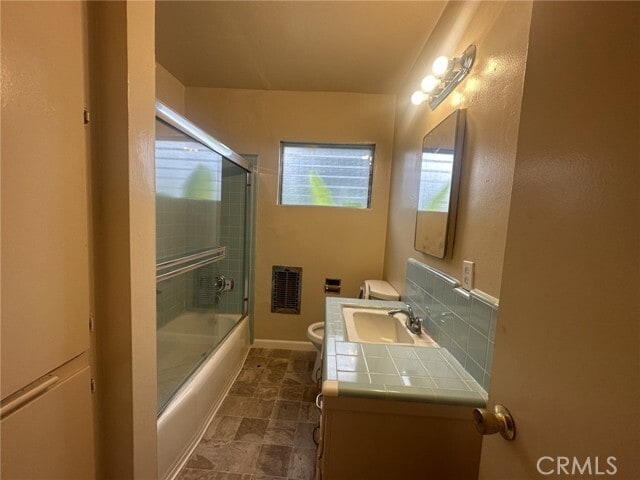 Building Photo - 1050 College View Dr