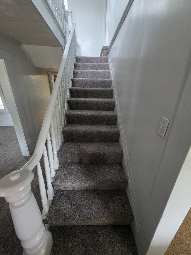 Building Photo - 79 Ridge Ave