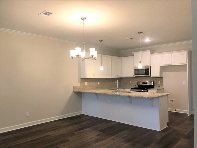 Building Photo - 3056 Stanhope Dr