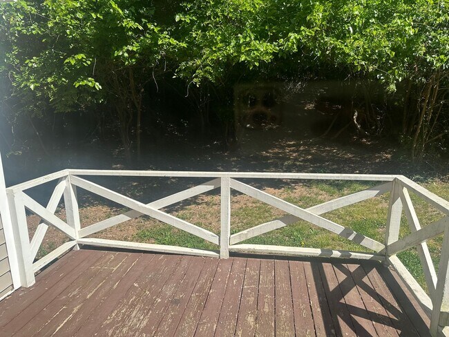 Building Photo - 3BR, 2BA Durham Home with Deck and LVP Flooring