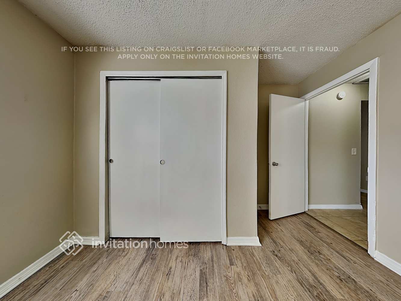 Building Photo - 2825 Mnr Hl Dr