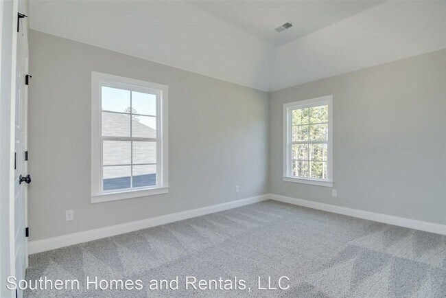 Building Photo - 4 br, 2.5 bath House - 302 Huntley Loop