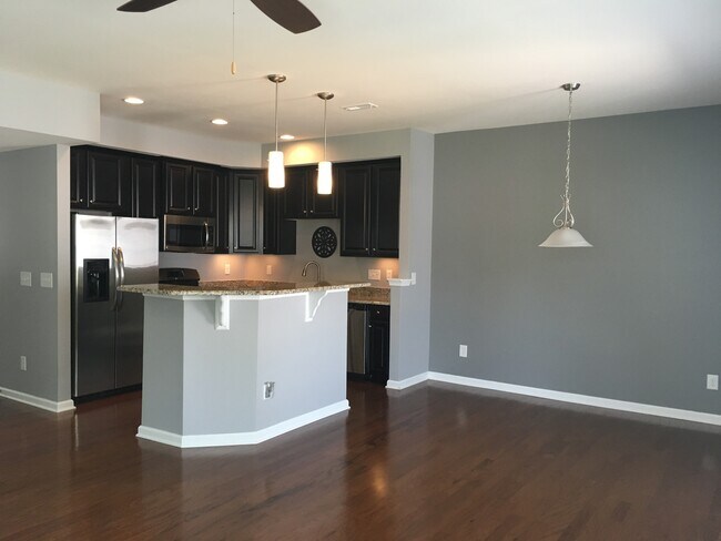 Building Photo - 113 Grande Sky Ct