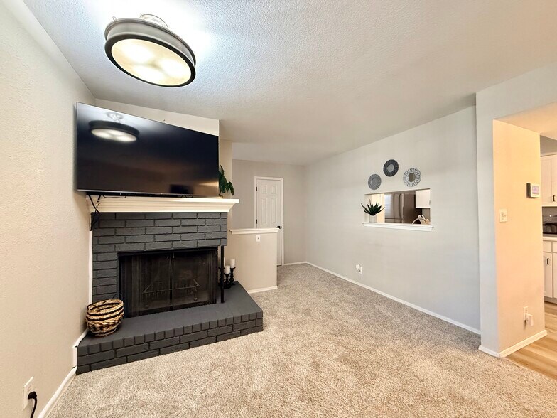 Building Photo - 9031 S Delaware Ave