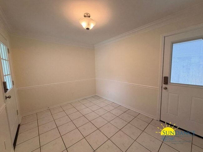 Building Photo - Beautifully Maintained Home with Modern Upgrades & Smart Features!