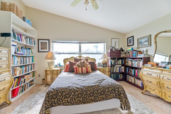 Building Photo - 9550 Islamorada Terrace