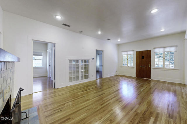 Building Photo - 1845 Las Lunas St
