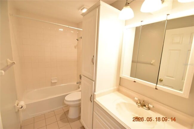 Building Photo - 625 Fairwood Forest Dr