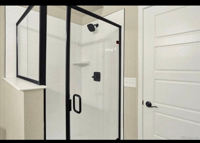 Building Photo - Charming 3BR House in Arvada