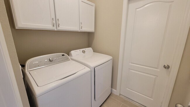 Building Photo - 3012 Carley Estates Ct