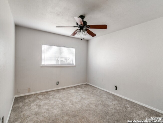 Building Photo - 5823 Rolling Forest Dr