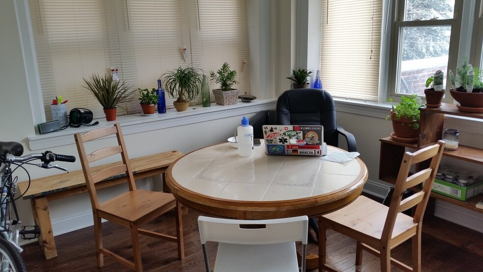 living/dining rooms - 4228 Spruce St