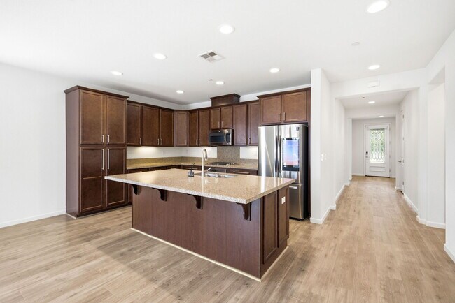 Building Photo - 8600 Arcos Way