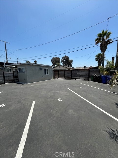 Building Photo - 12008 Roscoe Blvd