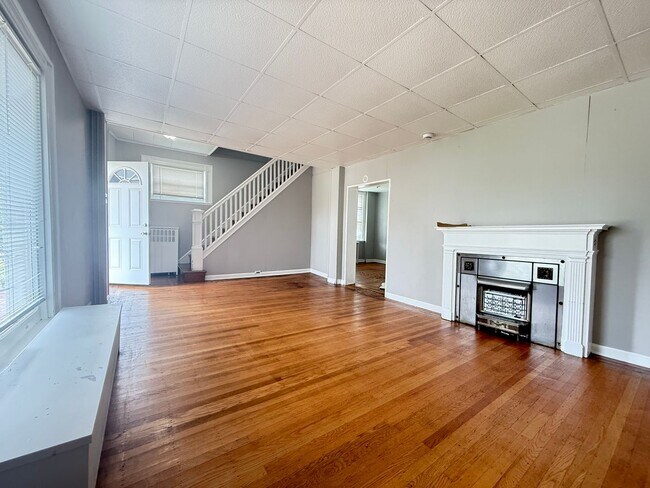 Building Photo - 2604 Hamilton Ave