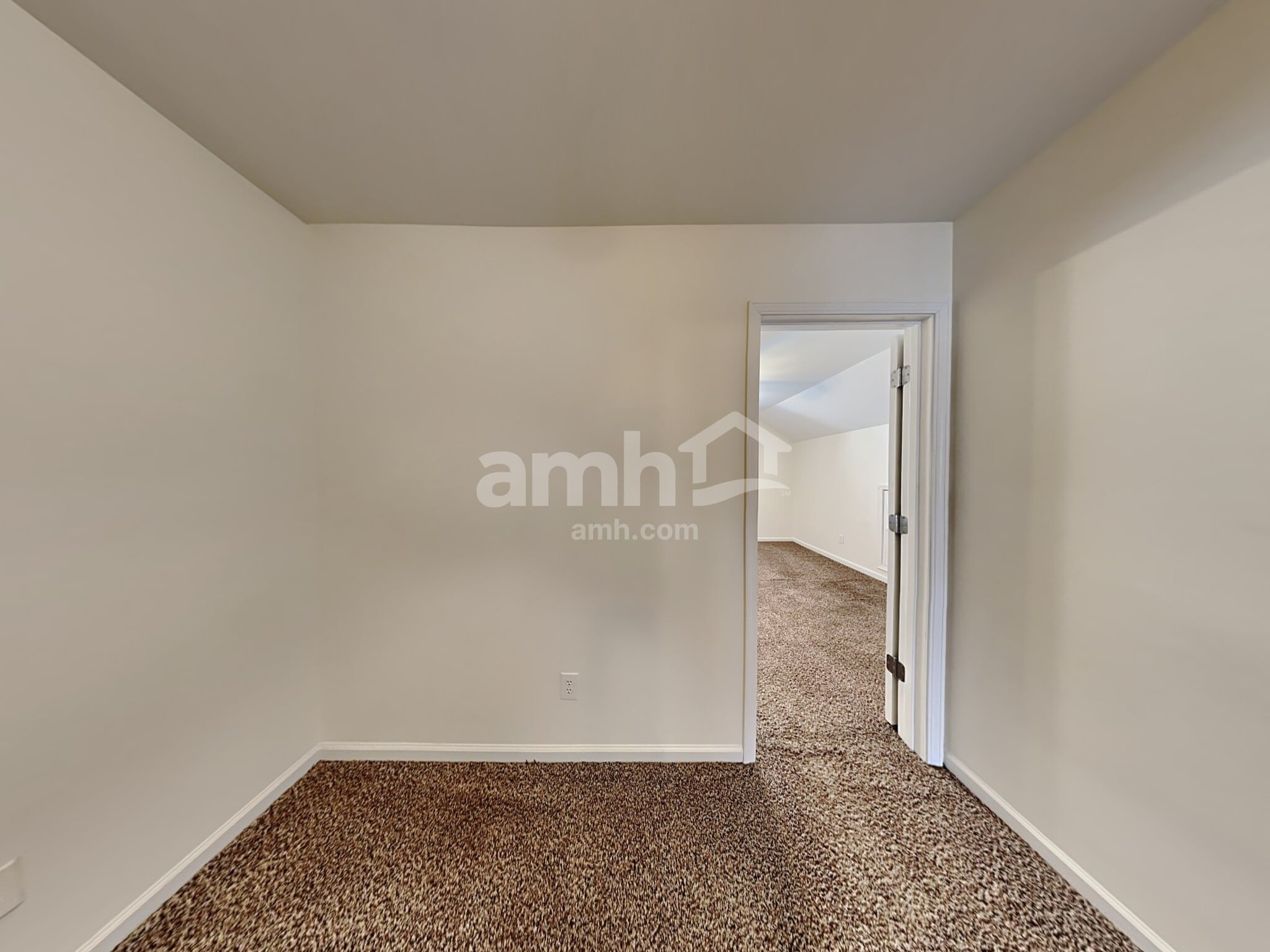 Building Photo - 220 Marino Pl