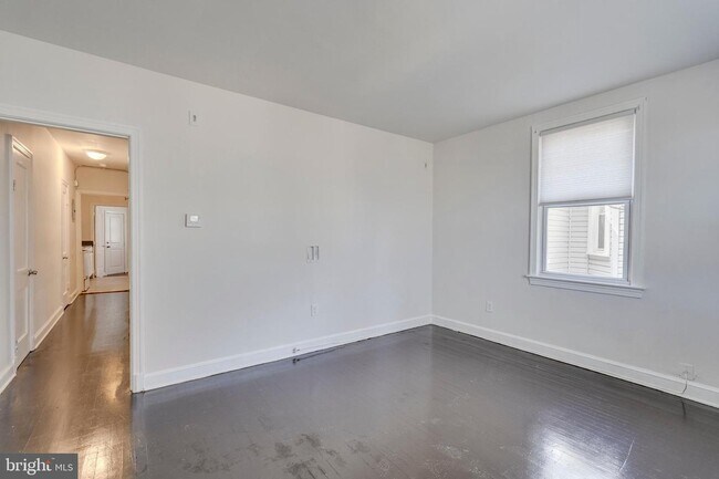 Building Photo - 3806 39th St