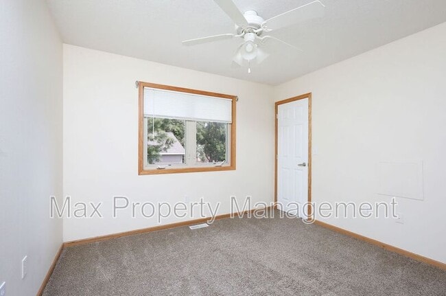 Building Photo - 5907 Townsend Ave