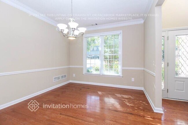 Building Photo - 7022 Surrey Dr