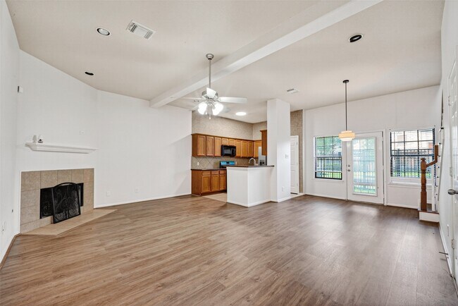 Building Photo - 2346 Bermuda Shores Dr