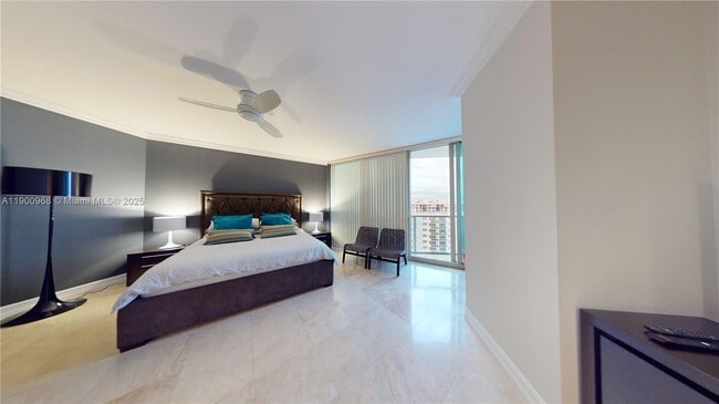 Building Photo - 3101 S Ocean Dr