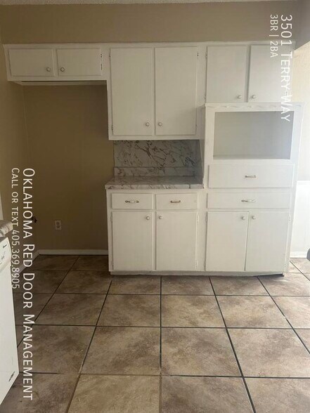 Building Photo - 3501 Terry Way
