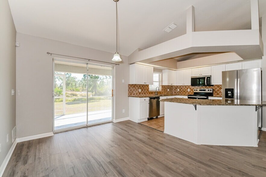 Building Photo - 106 Pageant St