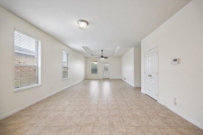 Building Photo - 5810 Banyan Oak Ct