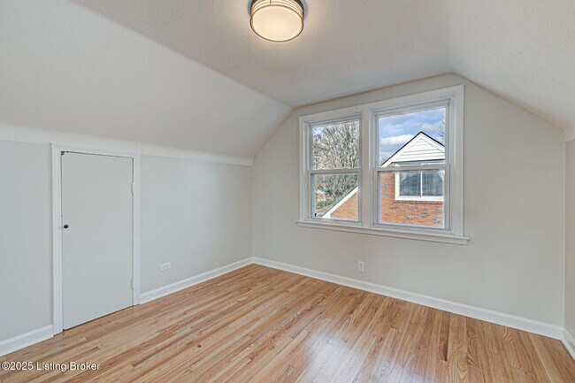 Building Photo - 3630 Windward Way