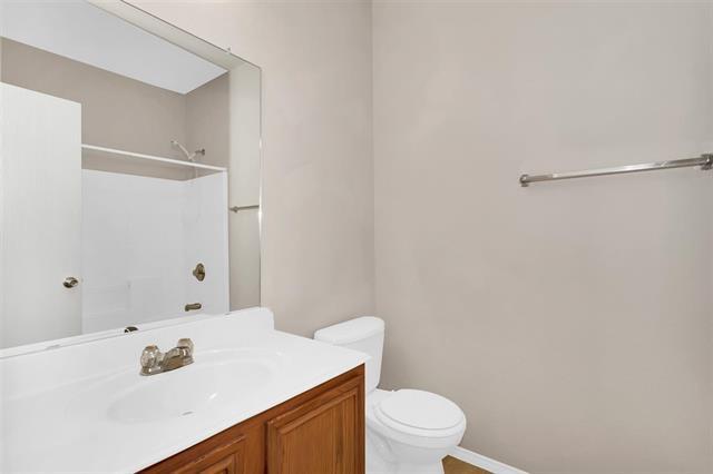 Building Photo - 5712 Country Valley Ln