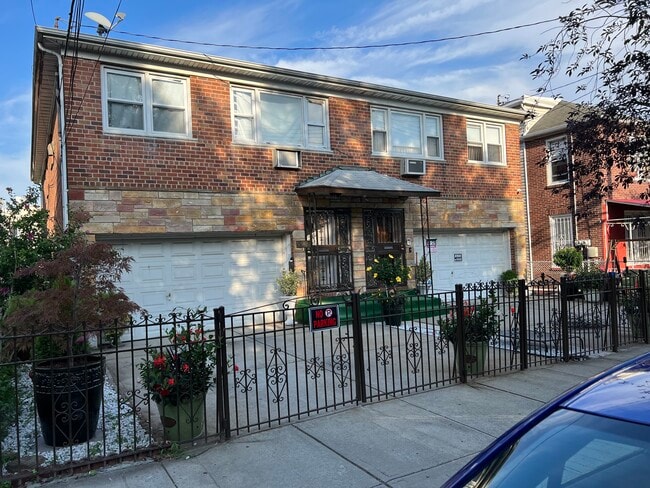 Building Photo - 90-25 179th St