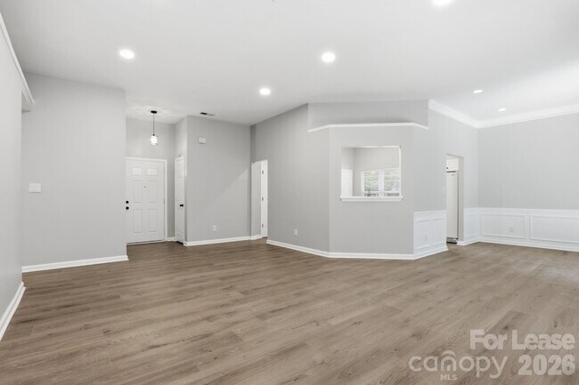 Building Photo - 13114 Woodland Farm Dr