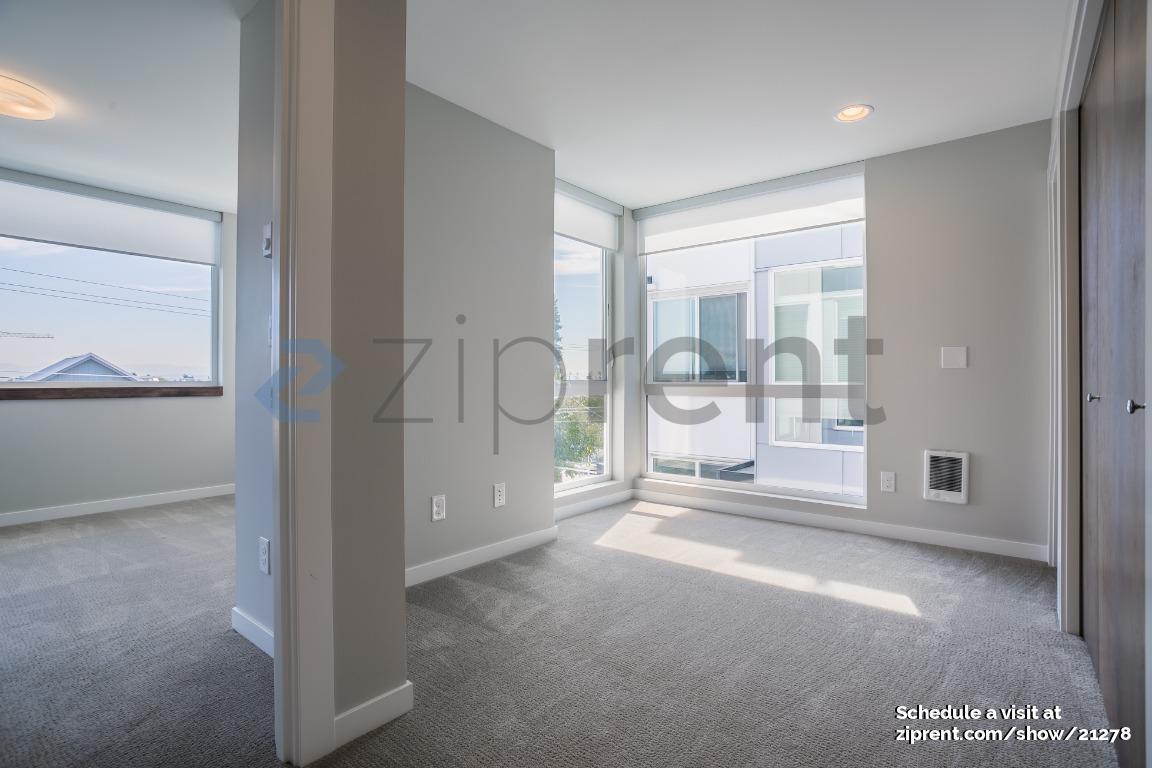 Building Photo - 1409 19th Ave