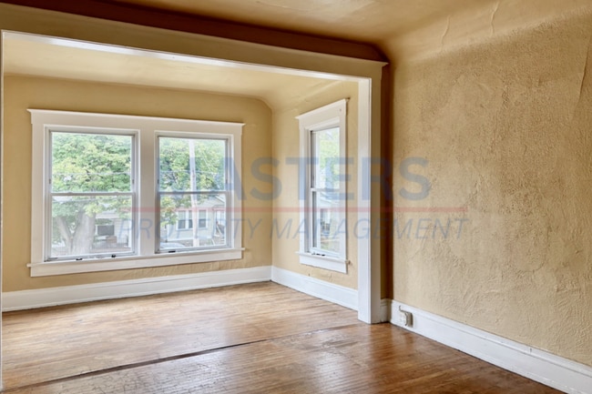 Building Photo - 2563 Foraker Ave