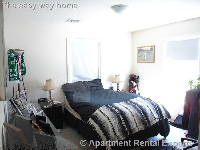 Building Photo - 11 Kent Ct