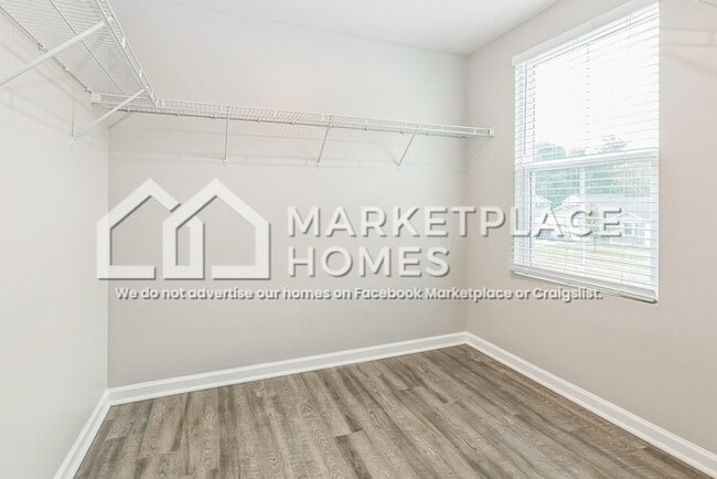 Building Photo - 1502 Winwood Dr