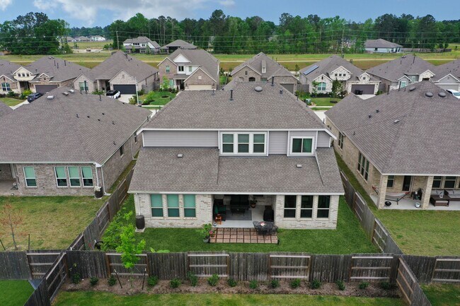 Building Photo - 18323 Tiger Flowers Dr