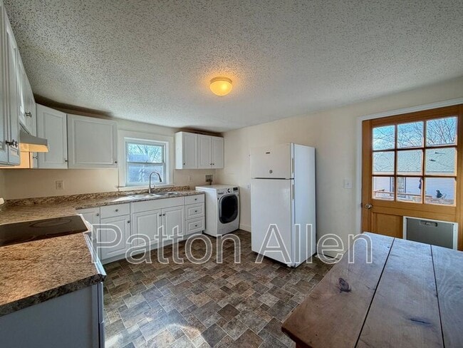 Building Photo - 135 Michigan Ave