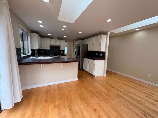 Building Photo - Bright and Spacious Newcastle Home -Open House Saturday the 27th 4:00-5:00