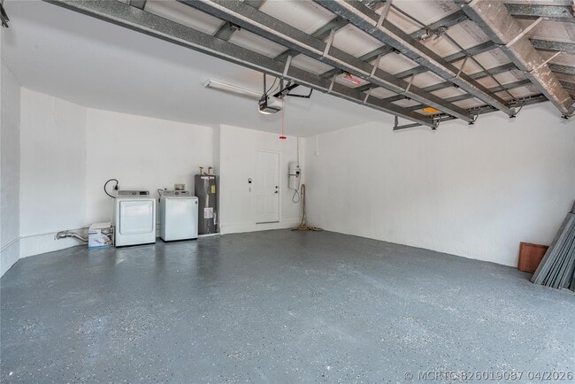 Building Photo - 5704 NW 127th Terrace