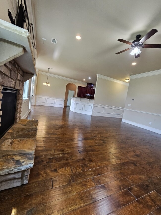 Building Photo - 416 Sunnybrook Ln