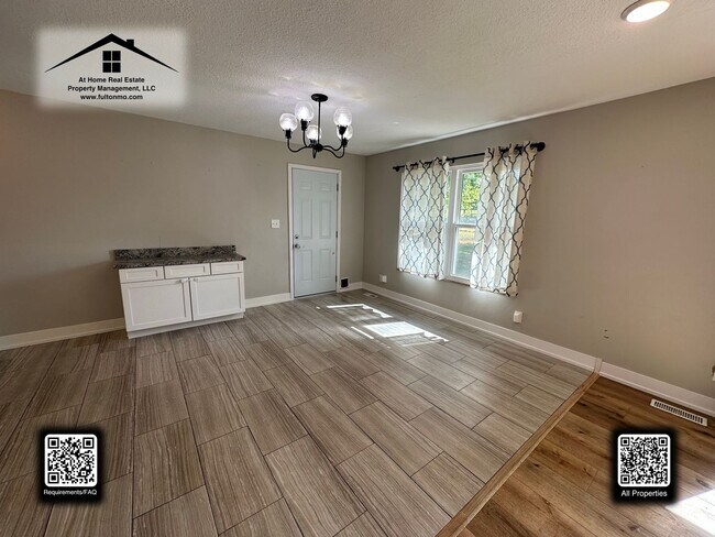 Building Photo - 402 Douglas Blvd