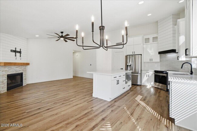 Building Photo - 3743 W Shannon St