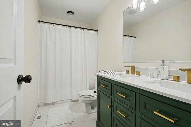 Building Photo - 20 Culmore Ct