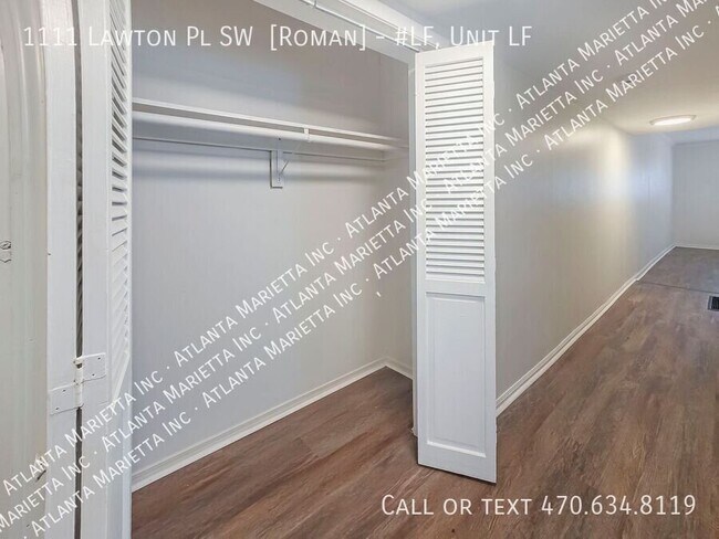 Building Photo - 1111 Lawton Pl SW